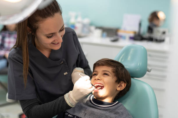 Best Emergency Wisdom Tooth Extraction in Roman Forest, TX